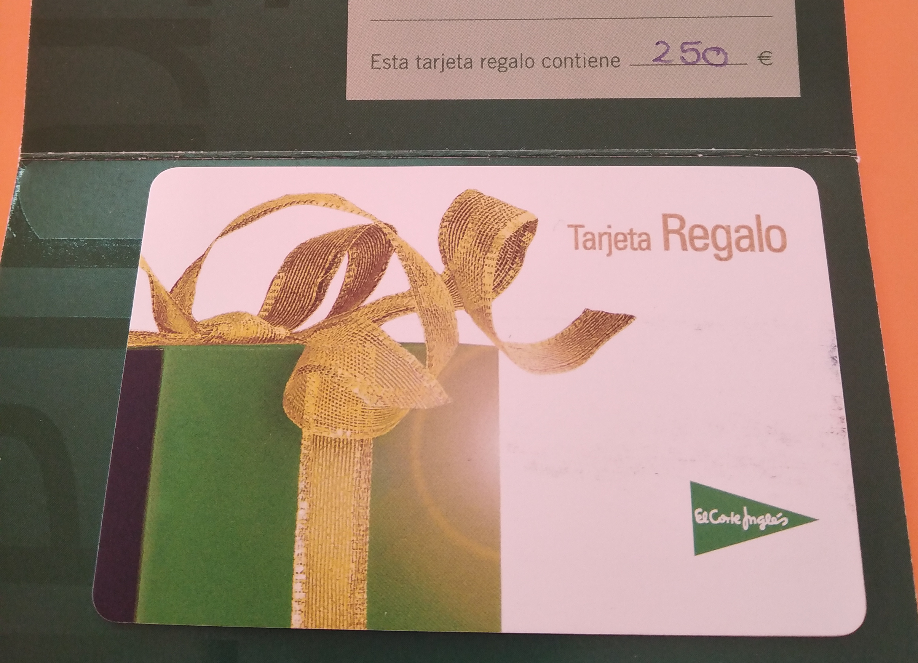 Júlia – ENTRERRÍOS (Badajoz) Ganadora de una tarjeta regalo de 250€
