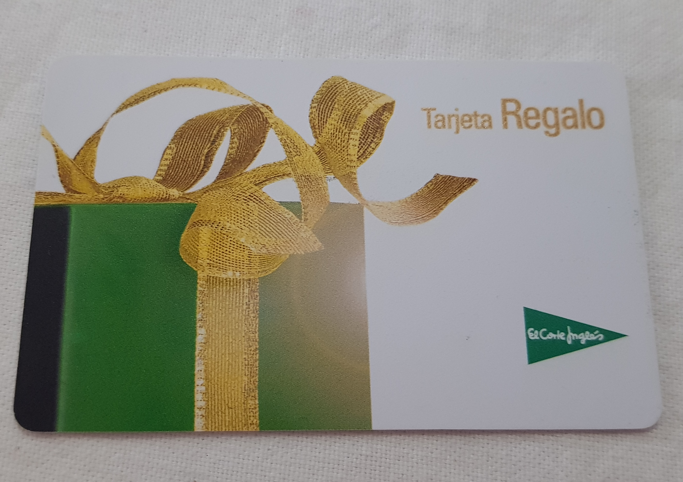 Ainhoa  – TORREMOLINOS (Málaga) Ganadora de una tarjeta regalo de 250€
